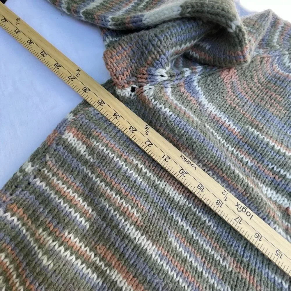 Vintage Aztec size 2X button front handmade cardigan. No TAGs see measurements
